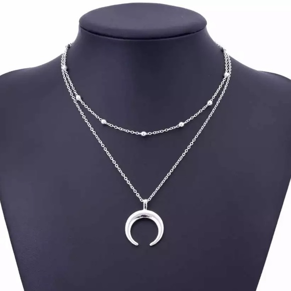 3/$30 CRESCENT MOON SILVER LAYERS NECKLACE - Picture 3 of 6